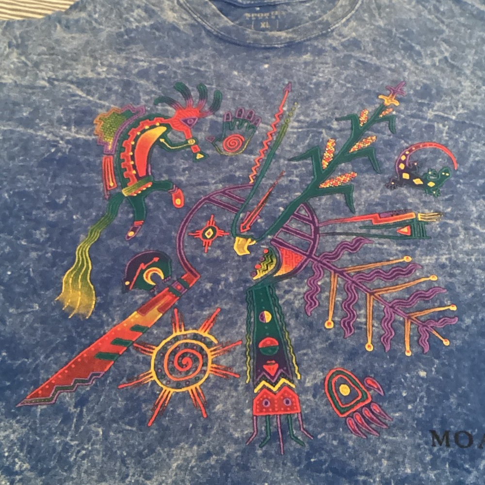 Blue Short-Sleeve Graphic Tee with Multicolor Aztec Motif